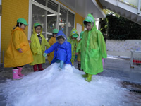 雪遊び